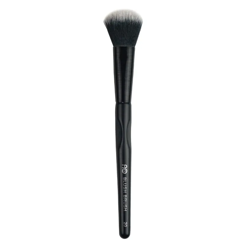Ro Ro Blush Brush - Πινέλο για Ρουζ Ro Ro Blush Brush - Πινέλο για Ρουζ
