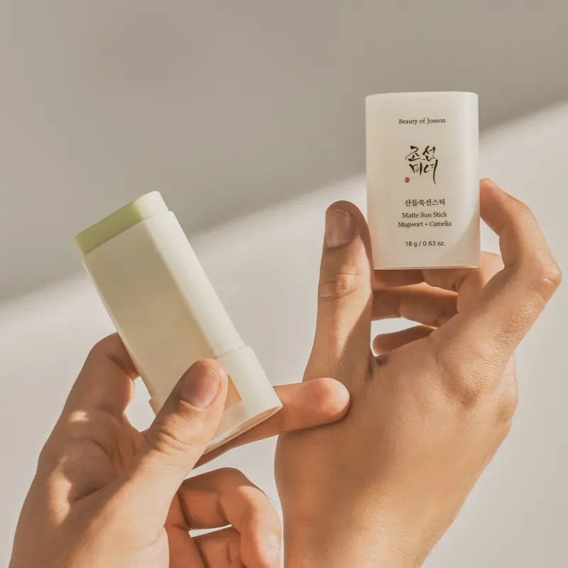 Beauty of Joseon Matte Sun Stick Mugwort + Camelia SPF50+ PA++++ 18g – Αντηλιακό Στικ Προσώπου για Ματ Τελείωμα, Λιπαρότητα & Προστασία UV